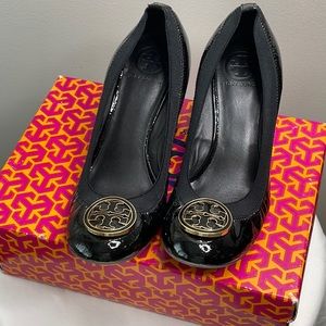 Tory Burch wedge shoes only worn once for 30 minutes